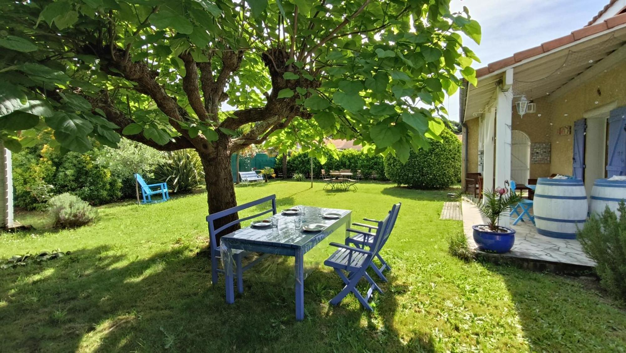 Вілла Maison Spacieuse 4 A 5 Personnes Et Jardin Sans Vis A Vis Арес Екстер'єр фото